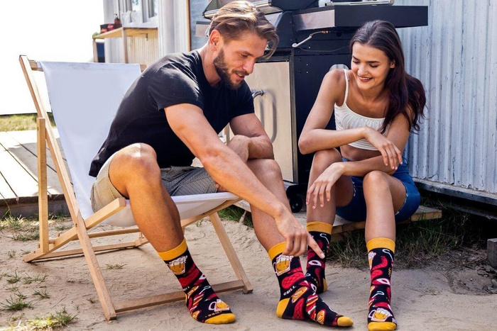 Baumwollene Socken mit Partymotiven