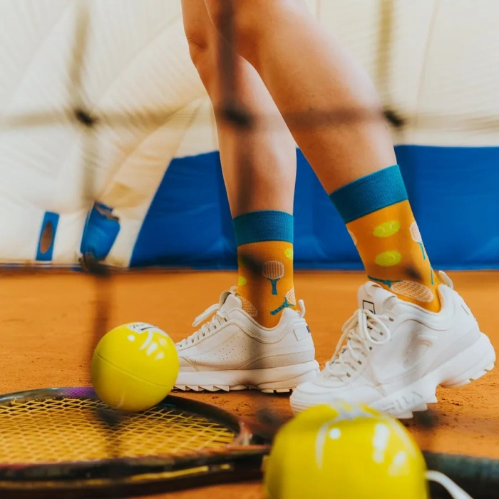 Tennis Socken im Ball